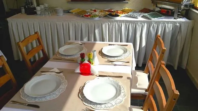 Interstar Hotel Istanbul 4*,